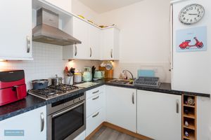 Kitchen- click for photo gallery